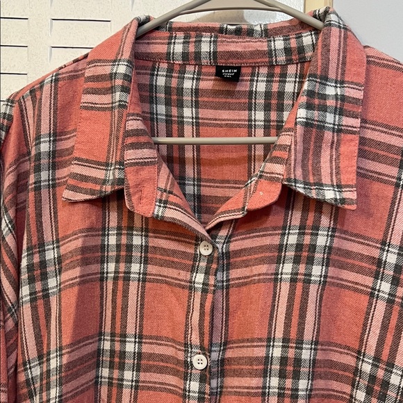 Shein Women's 2X Oversized Pink Flannel - Picture 6 of 6